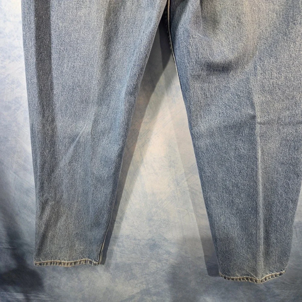 Y2K 2002 Levis Relaxed Straight‎ Leg Jeans Light Wash Blue Denim Mens 550 Style